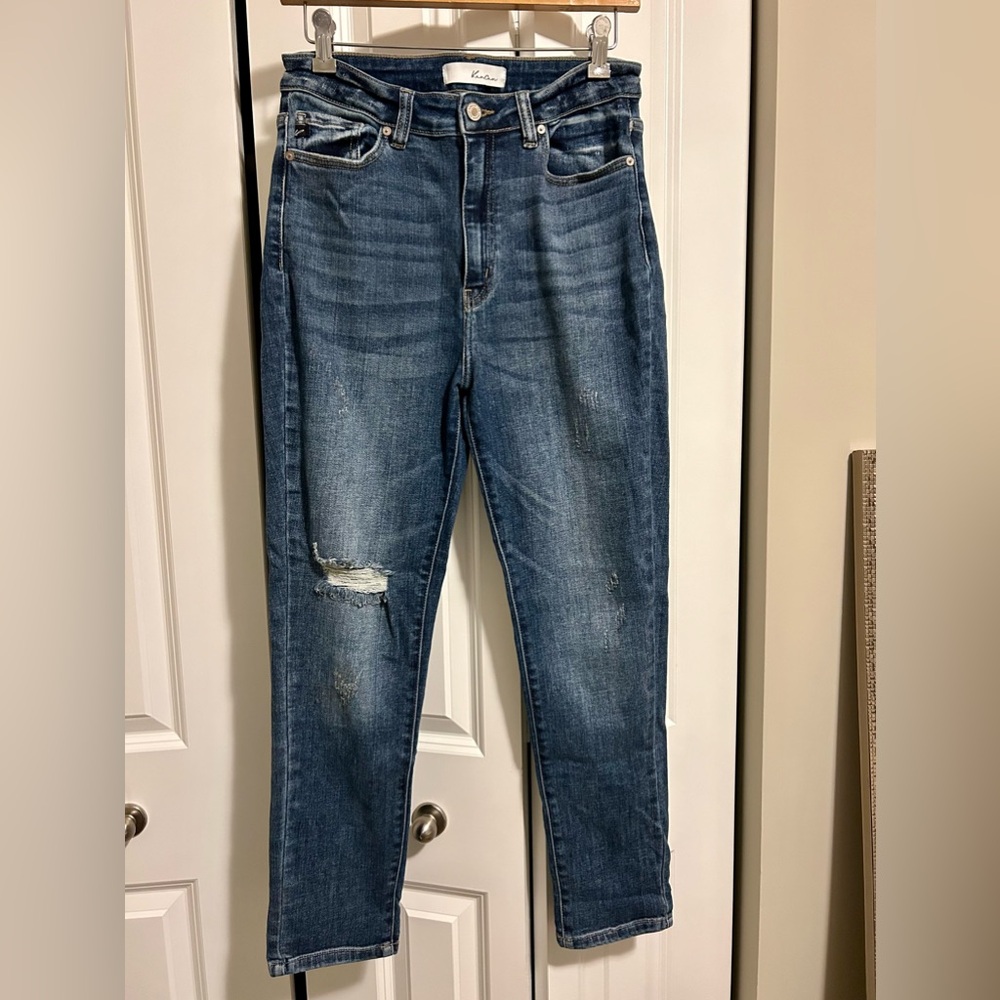 KanCan Skinny Distressed Jean Size 29